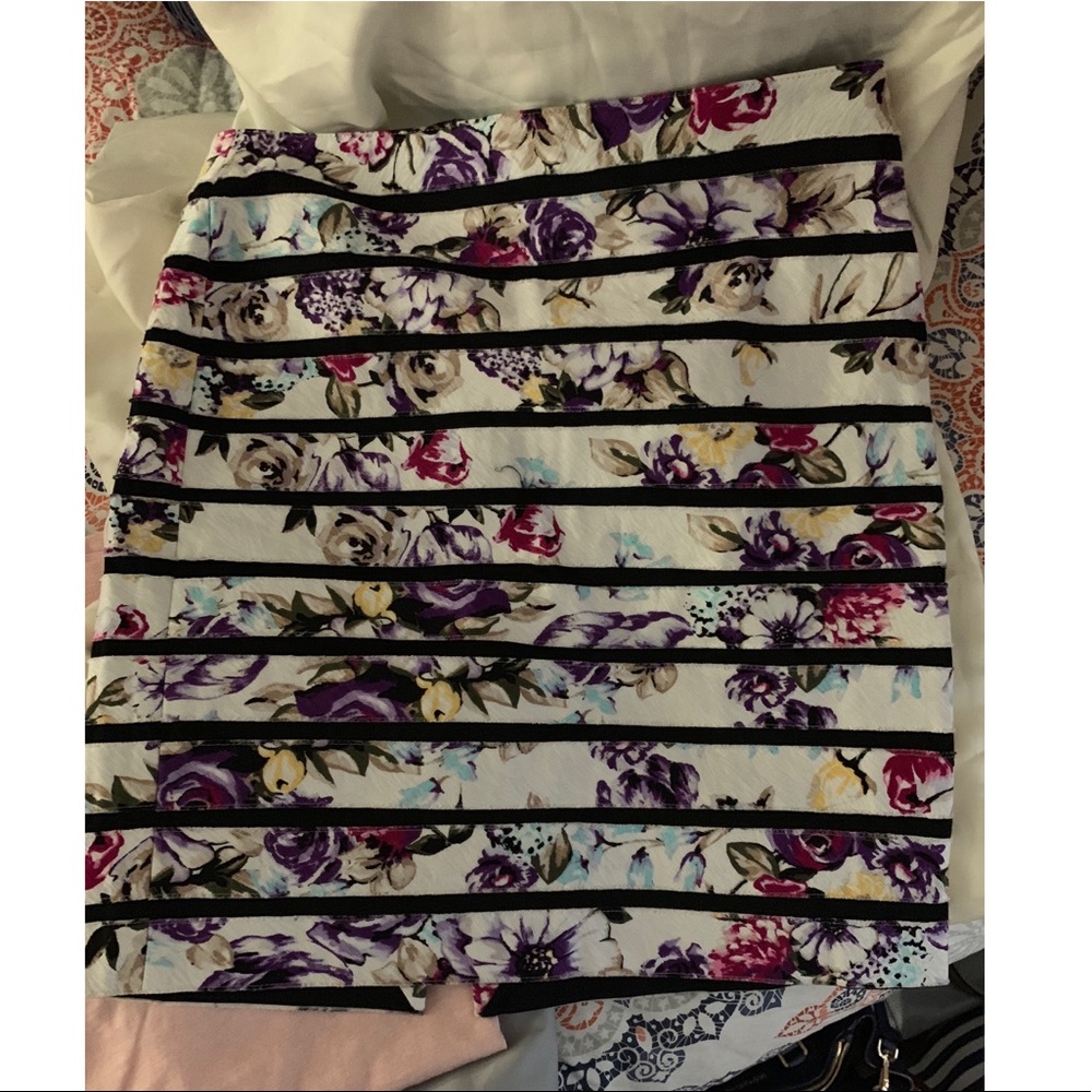 Pencil skirt